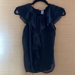 𝅺🤍 H&M elegant blouse - size 2​